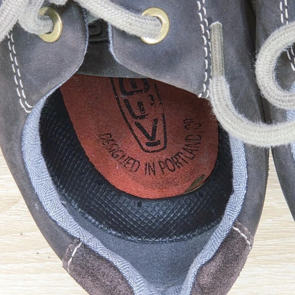 Keen (Men's Size 10) Glenhaven Sneaker Brown Leather Casual Comfort Shoes‎